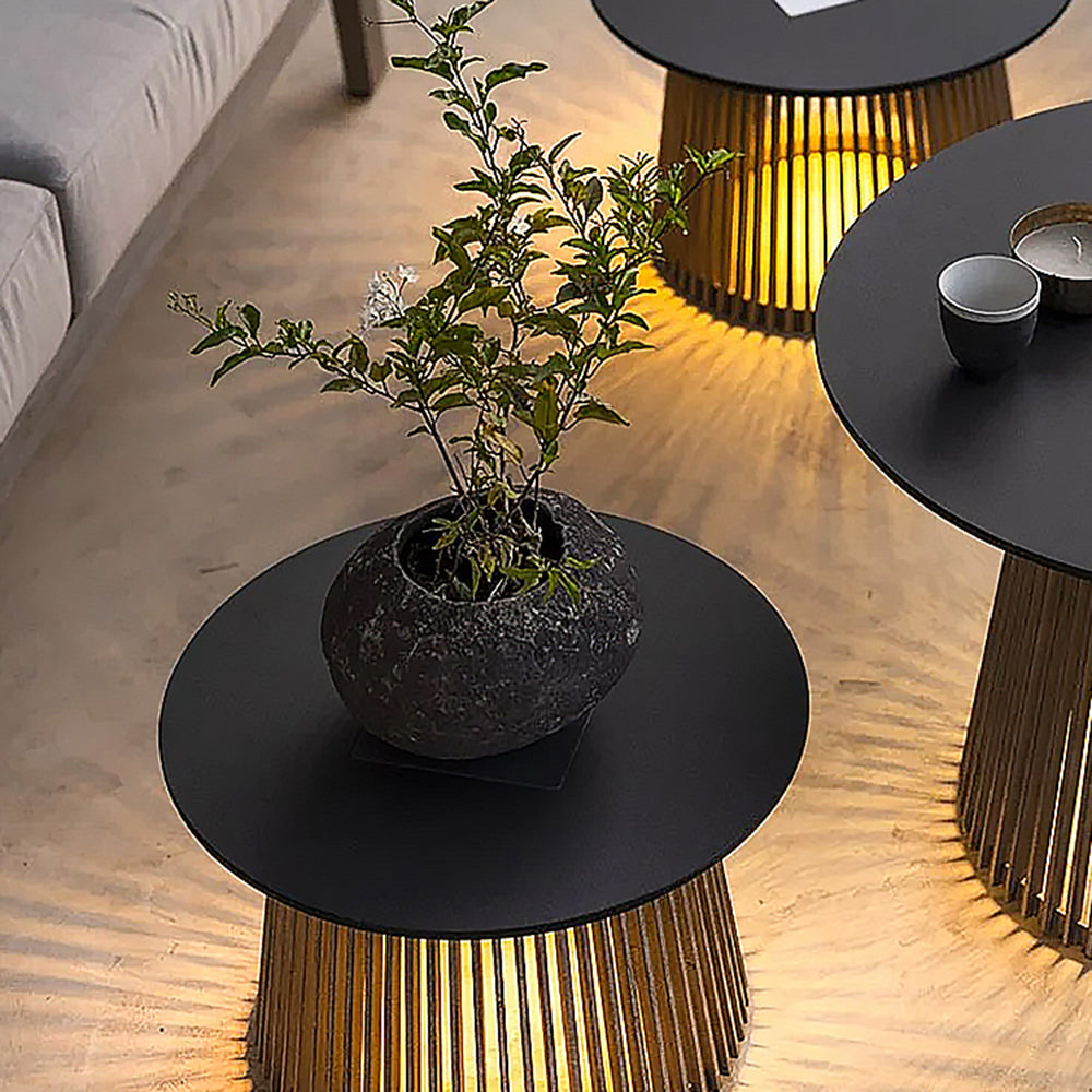 Ray Table Metal Rechargeable/Solar Metal& Outdoor Floor Lamp