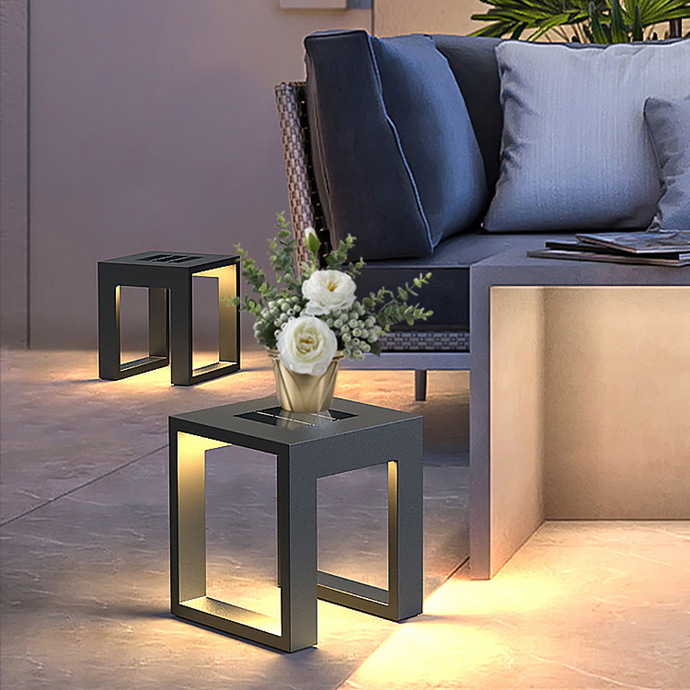 Ray Simple Hollow Cube Metal/ Outdoor Floor Lamp, Black