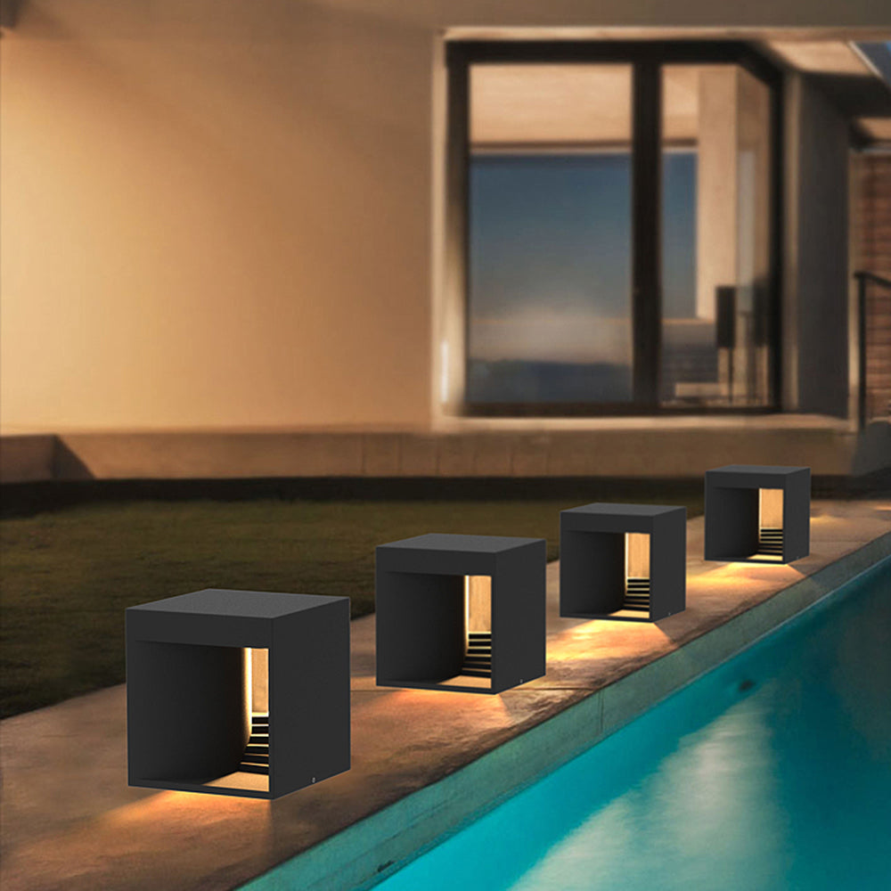 Ray Minimalist Waterproof Cuboid Rechargeable/Solar Lamp de Table, Black/White