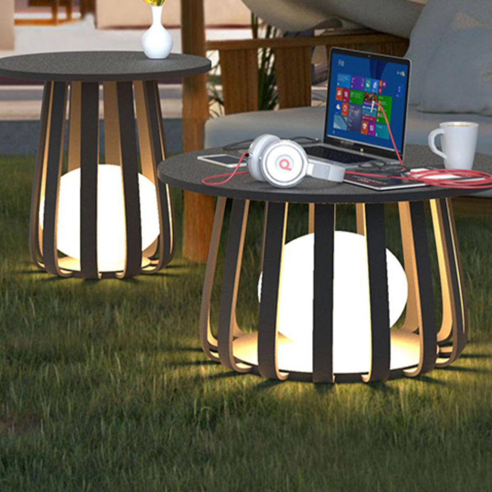 Ray Table Metal Outdoor Solar Floor Lamp, Hardwired/Solar, Black