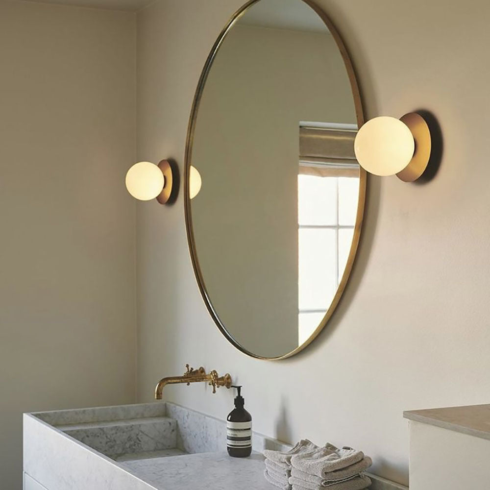 Melo Wall Lamp Chic Sphere Glass