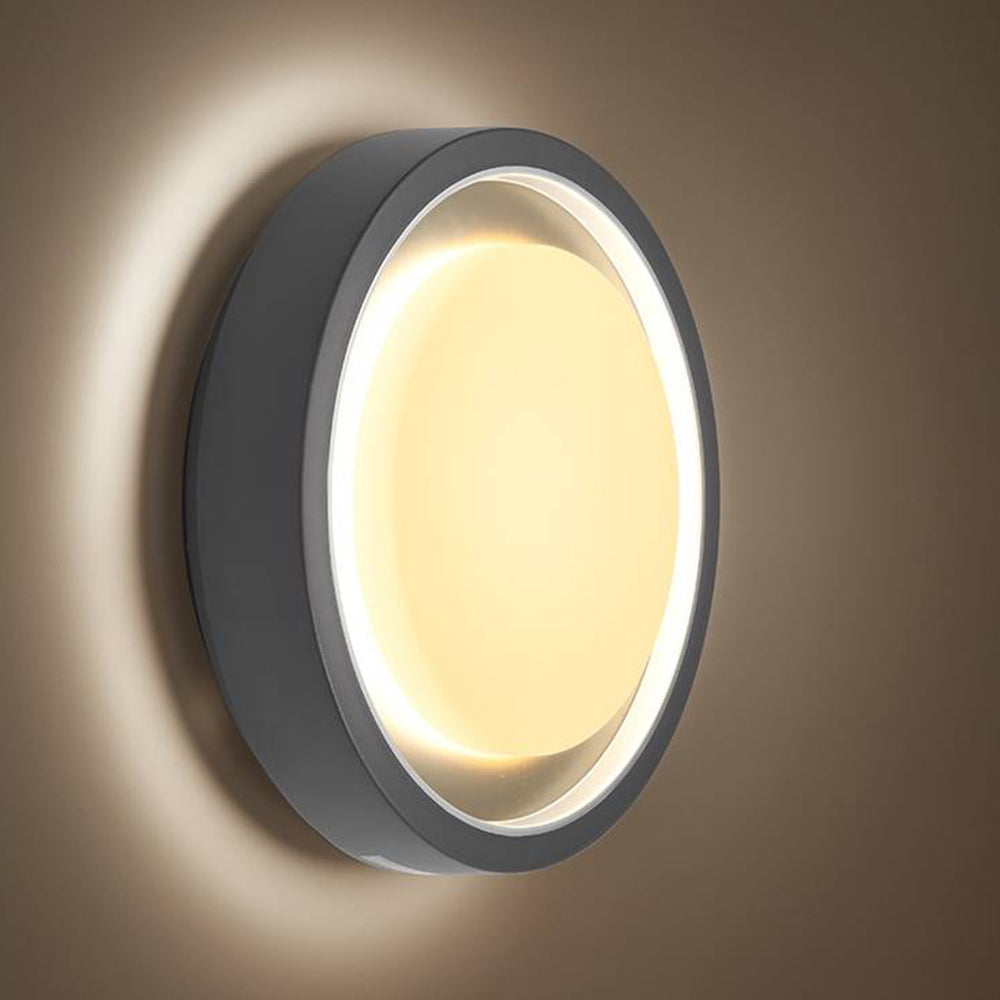 Ray Modern Circular Disc Shape Metal Outdoor Wall Lamp, Black