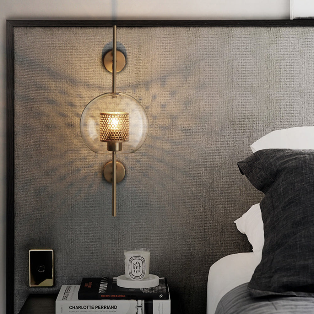 Kiri Industrial Classy Global Clear Glass Wall Lamp