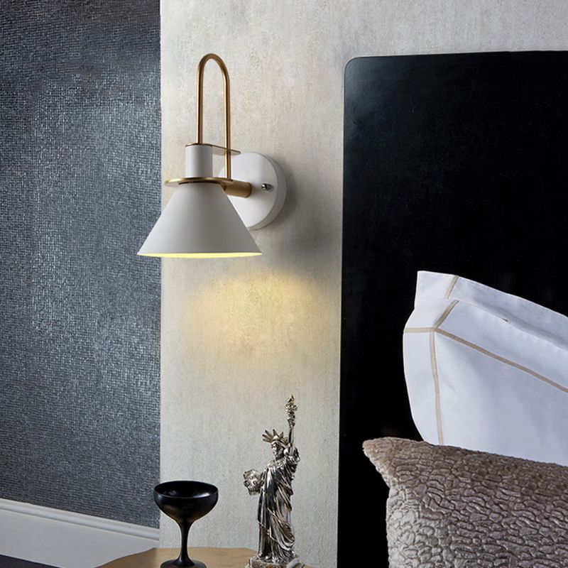 Valentina Vintage Horn Shape Metal Wall Lamp, Living room/Bedroom/Bathroom