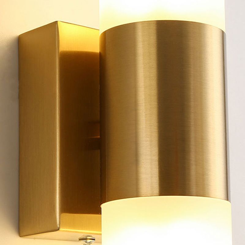 Arisha Modern Double Headed Metal Glass Vanity Wall Lamp, Black/Gold