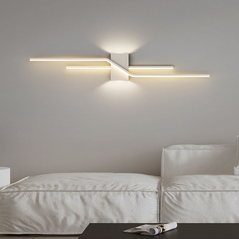 Arisha Minimalist Linear Metal Vanity Wall Light