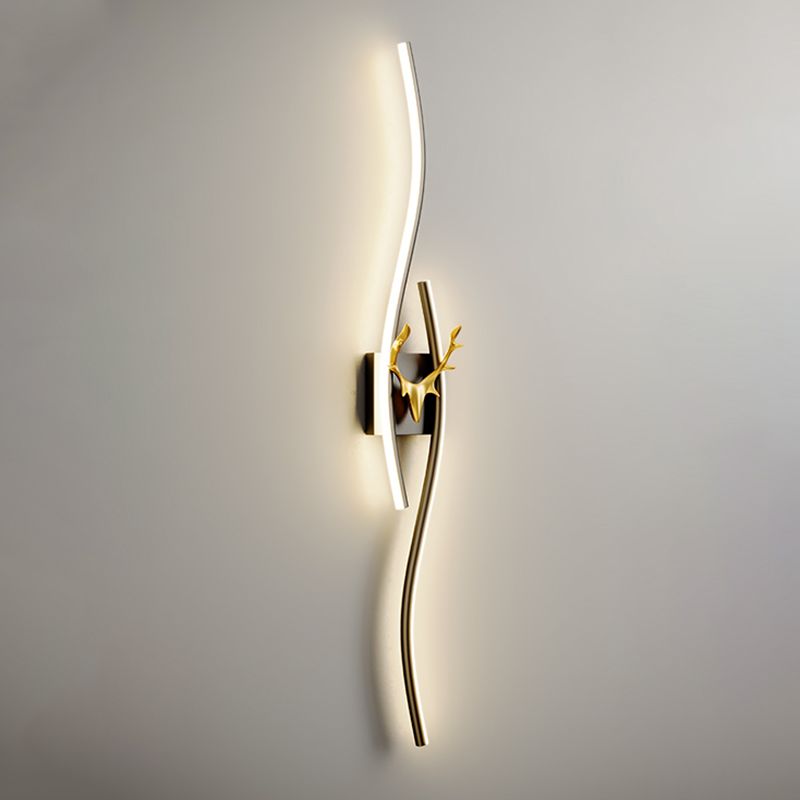 Arisha Modern Linear Metal Vanity LED Wall Lamp, Black/Gold