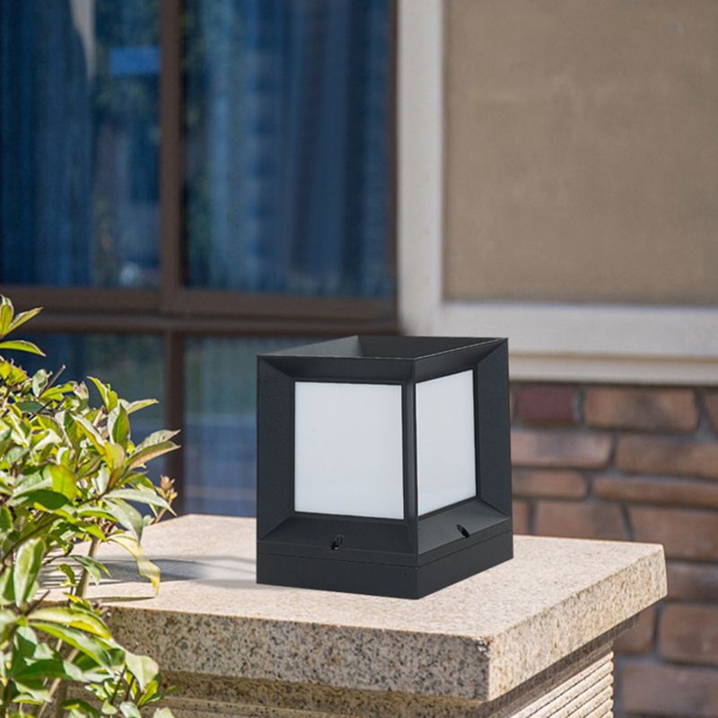 Ray Modern Simple Rectangle Metal Outdoor Floor Lamp, Black