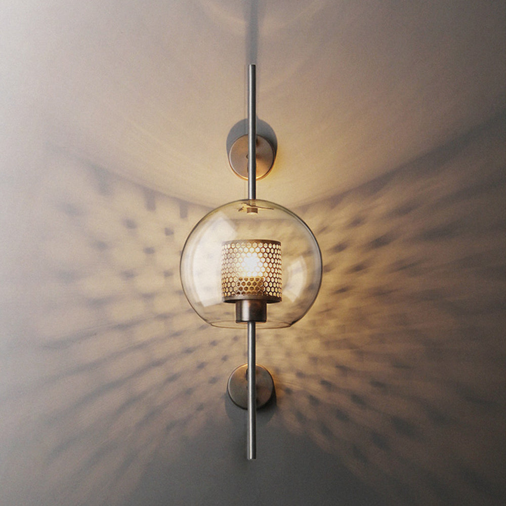 Kiri Industrial Classy Global Clear Glass Wall Lamp