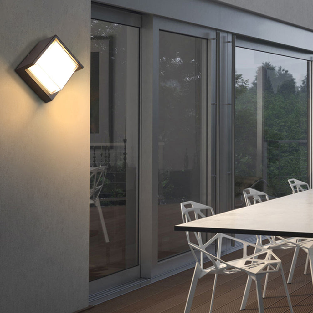 Ray Modern Square Metal Outdoor Wall Lamp Black White