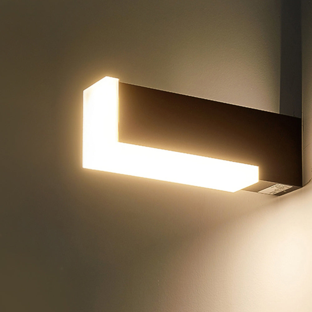 Ray Modern Geometric Outdoor Wall Lamp, Black