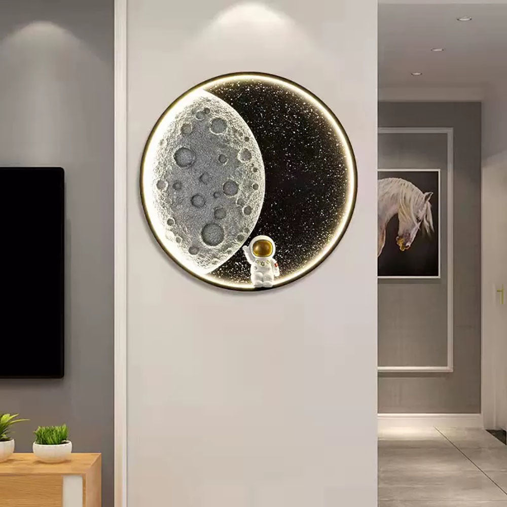 Aria Astronaut Round Moon Black Wall Lamp, Metal
