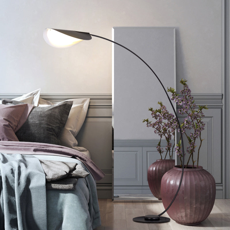 Edge Modern Arch Metal Floor Lamp, Black