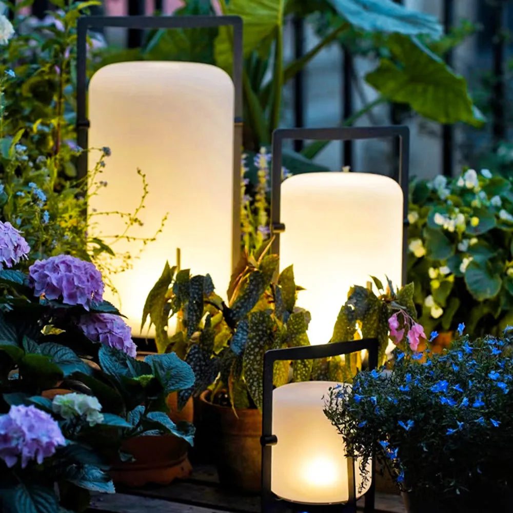 Ray Minimalist Glass/ Outdoor Landscape Pathway Light, White