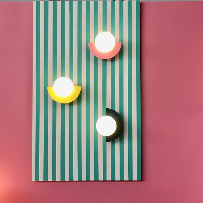 Vivi Indoor Wall Lamp