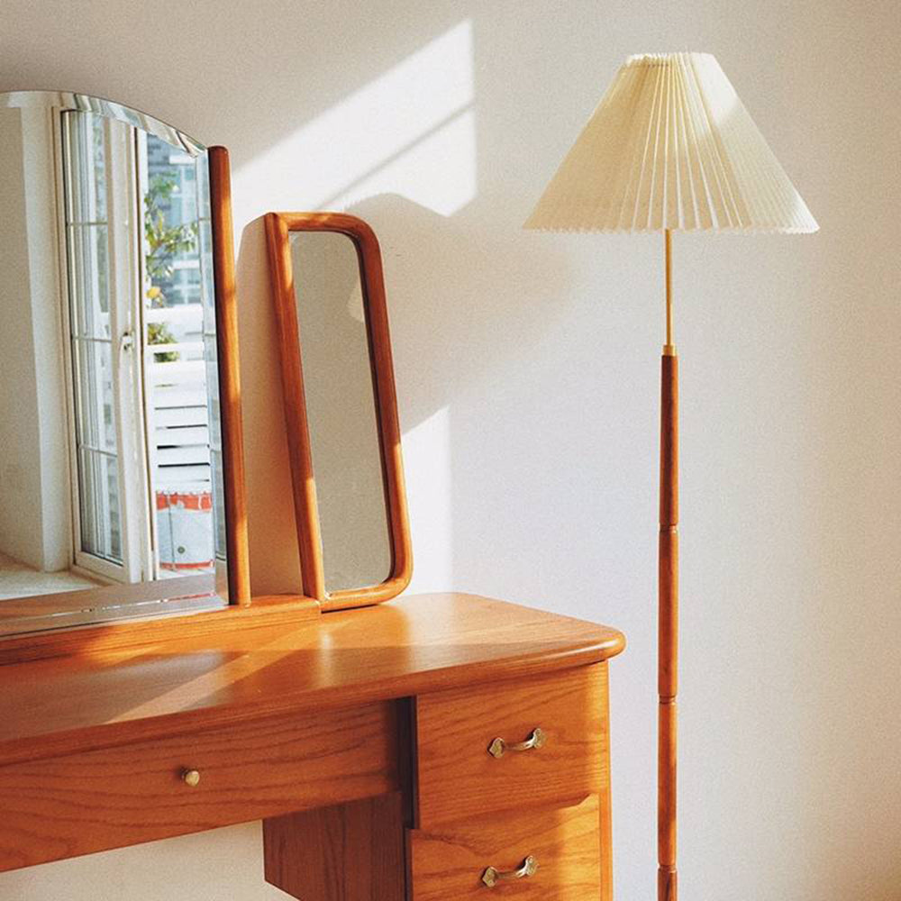 Ozawa Pleated Floor Lamp, 2 Colour