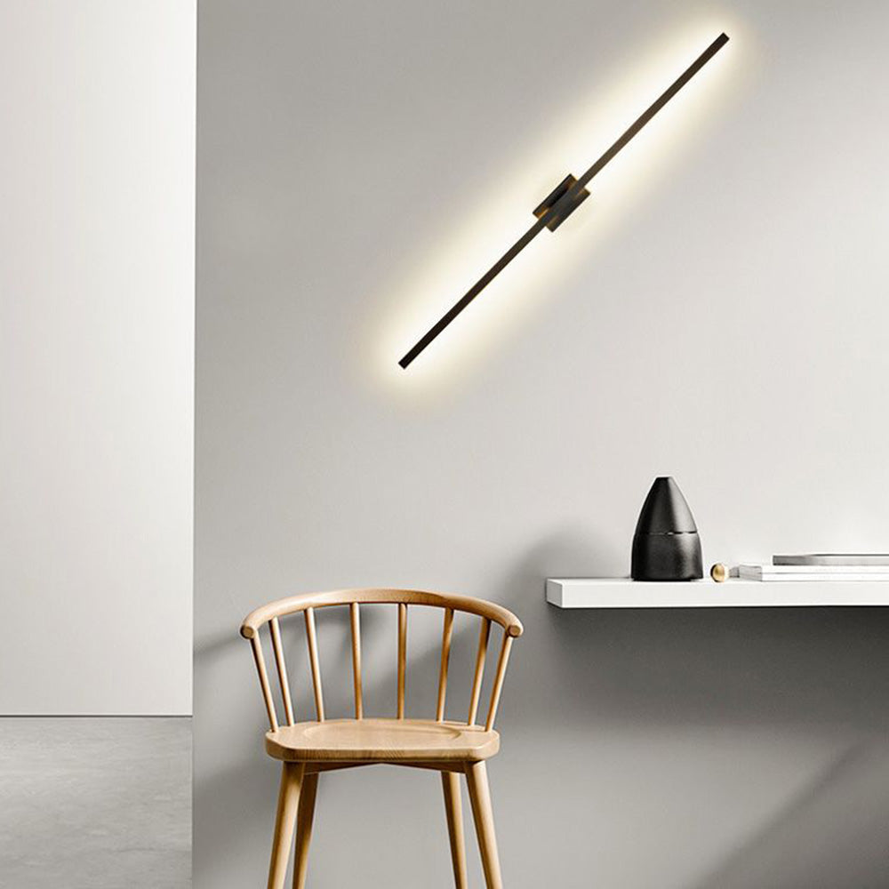 Arisha Minimalist Bar Black Metal Wall Lamp