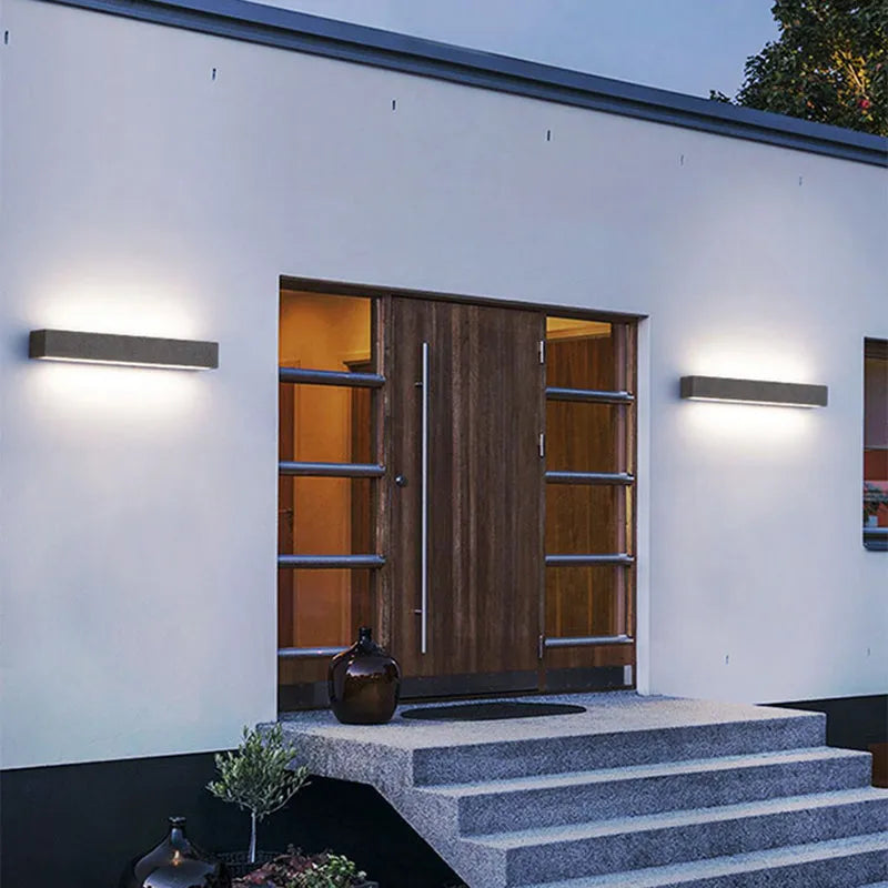 Fyra LED Outdoor Wall Lamp, Black & White