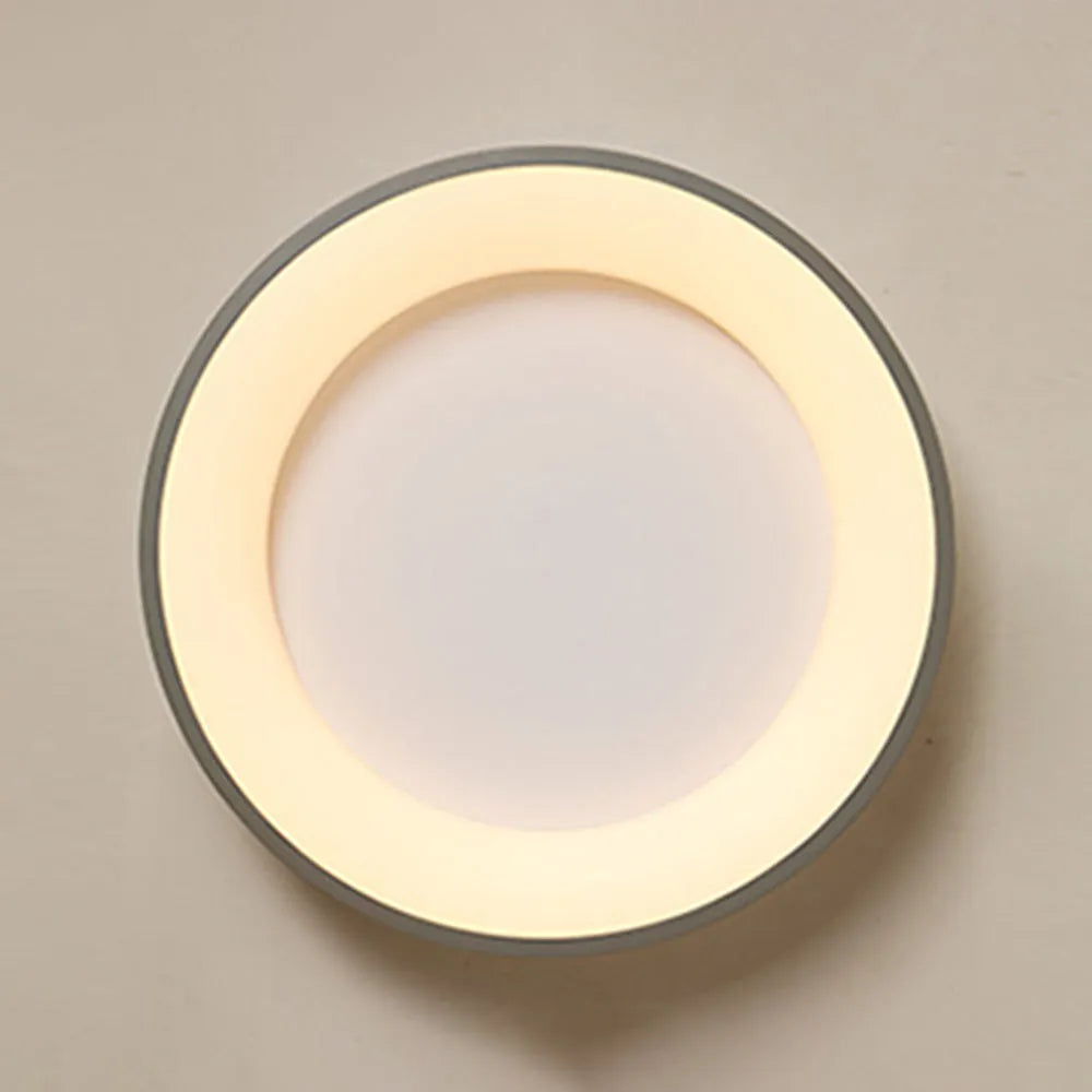 Aera Ceiling Light