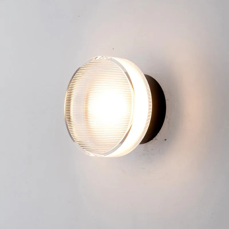 Arisha Modern Mini Bowl Metal Wall Lamp, Black/Gold