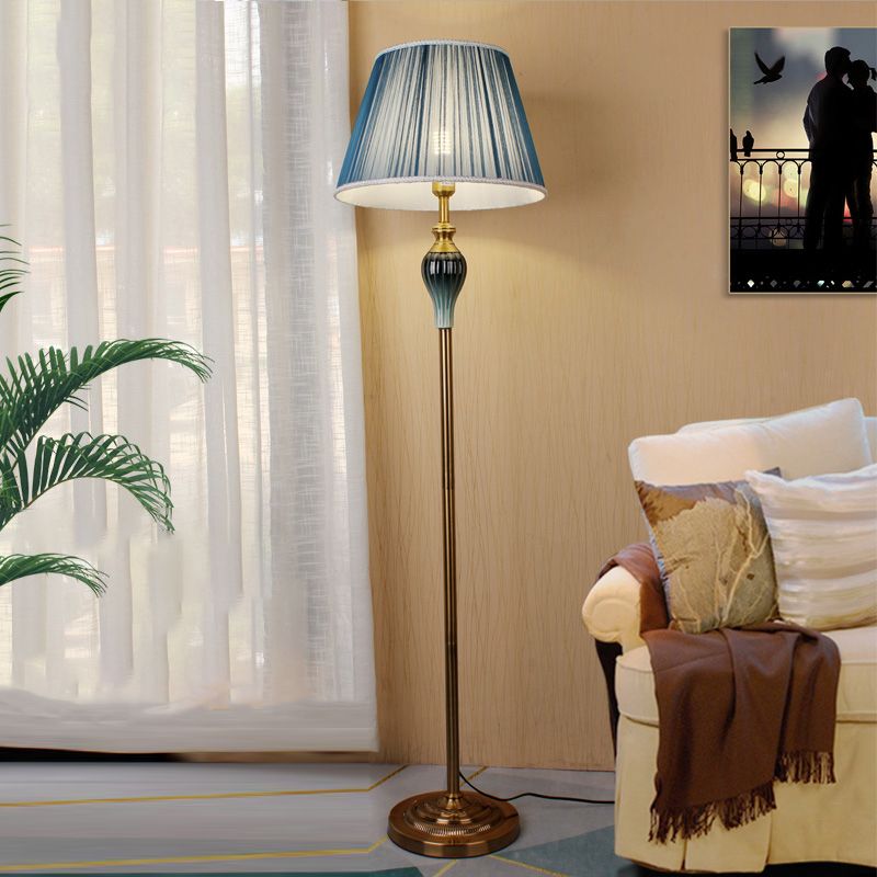 Eryn Antique Floor Lamp, Multi Colors, Metal/Fabric, Bedroom