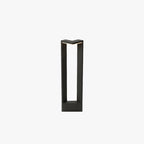 Ray Minimalist Metal Right-angle Shaped Outdoor Path Light, Black