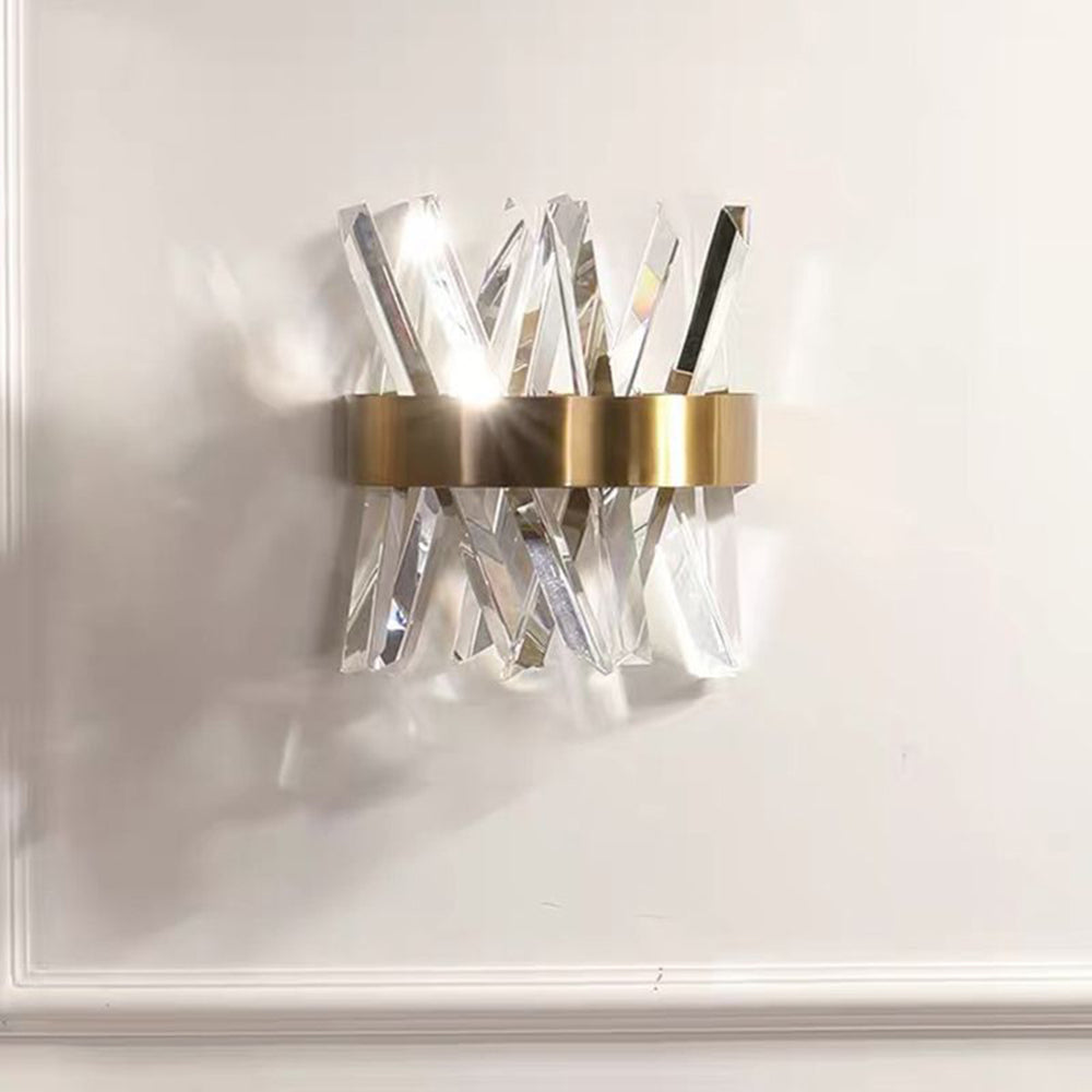 Kristy Decorative Geometric Crystal/Metal Wall Lamp, Gold
