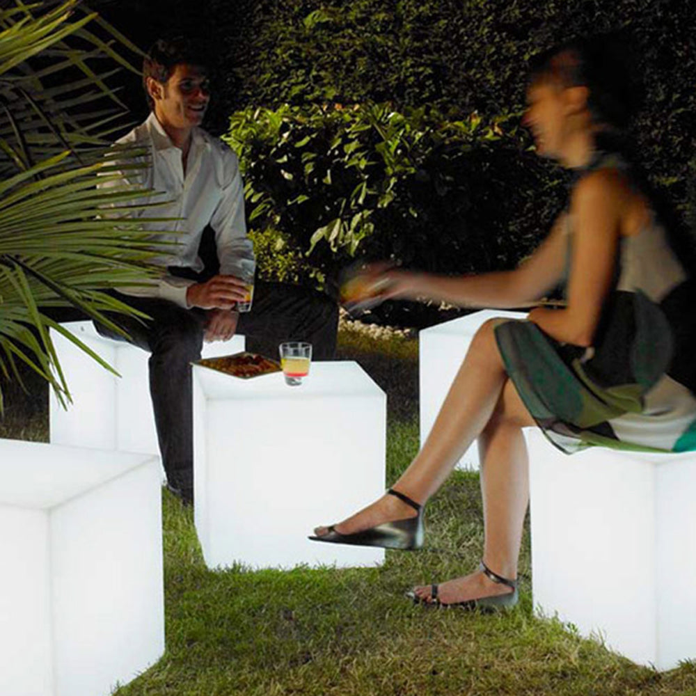 Ray Minimalist Square Outdoor Ground Lamp, White