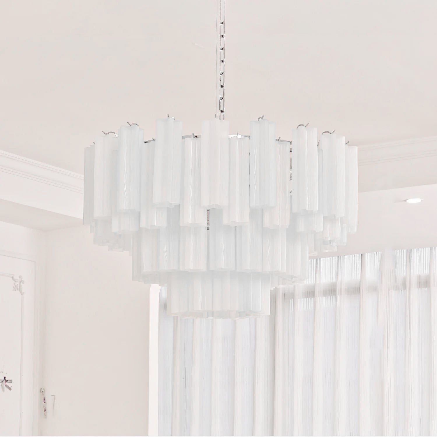 Aurora Chandelier White Layered Tube
