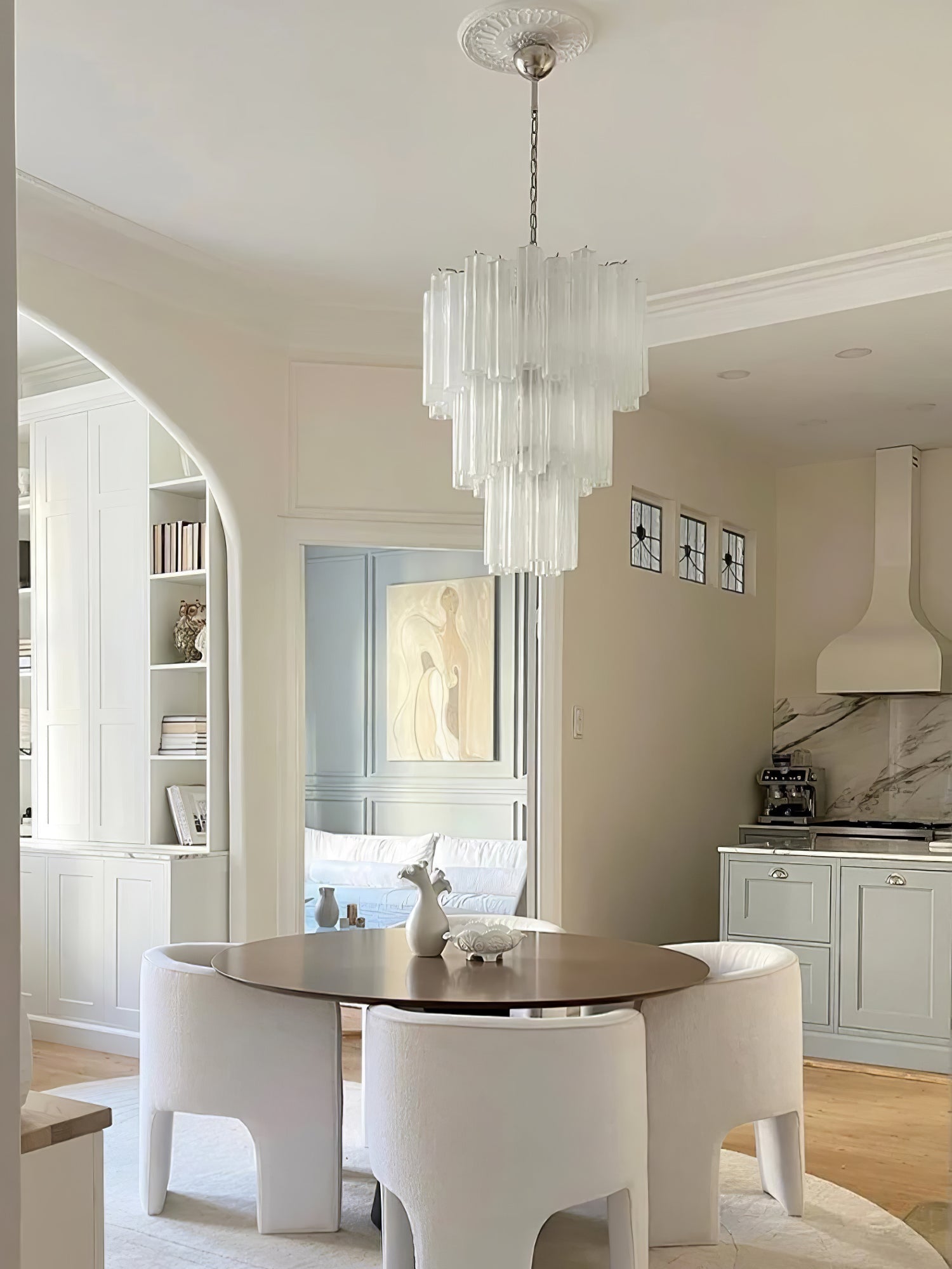 Aurora Chandelier White Layered Tube