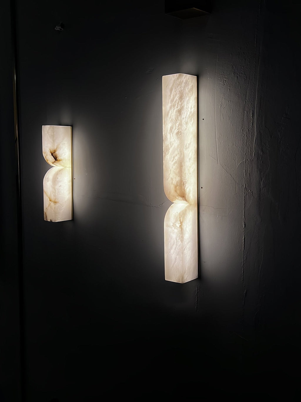 Lunaris Alabaster Rectangular Wall Lamp
