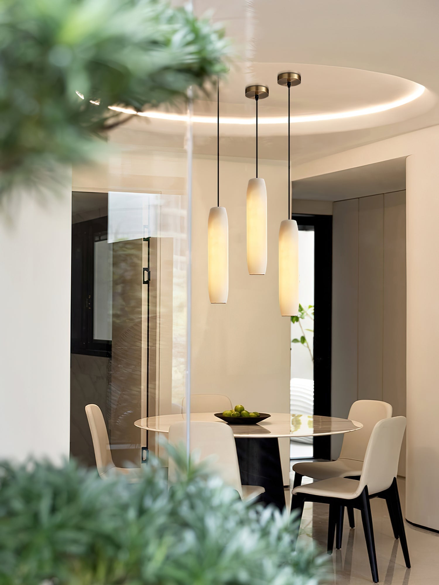 Kvennuvye Flute Modern Minimalist Alabaster Pendant Light