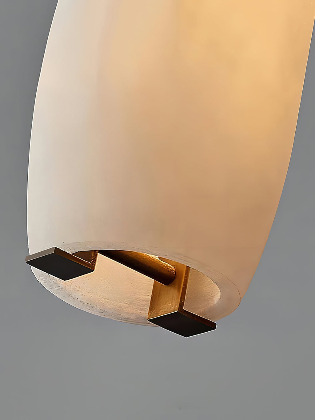 Kvennuvye Flute Modern Minimalist Alabaster Pendant Light