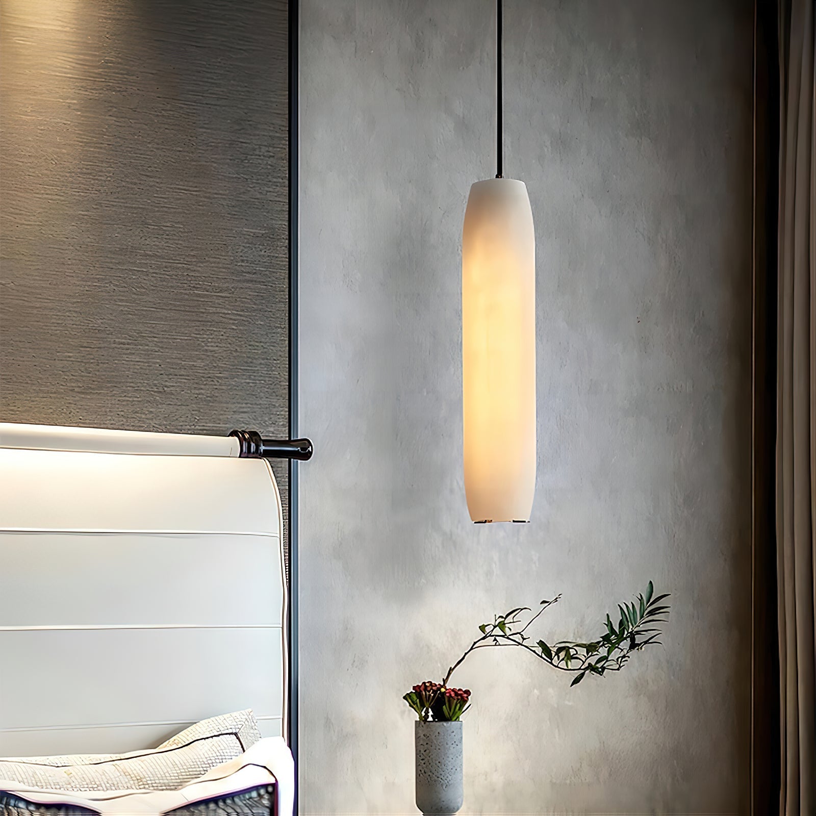 Kvennuvye Flute Modern Minimalist Alabaster Pendant Light