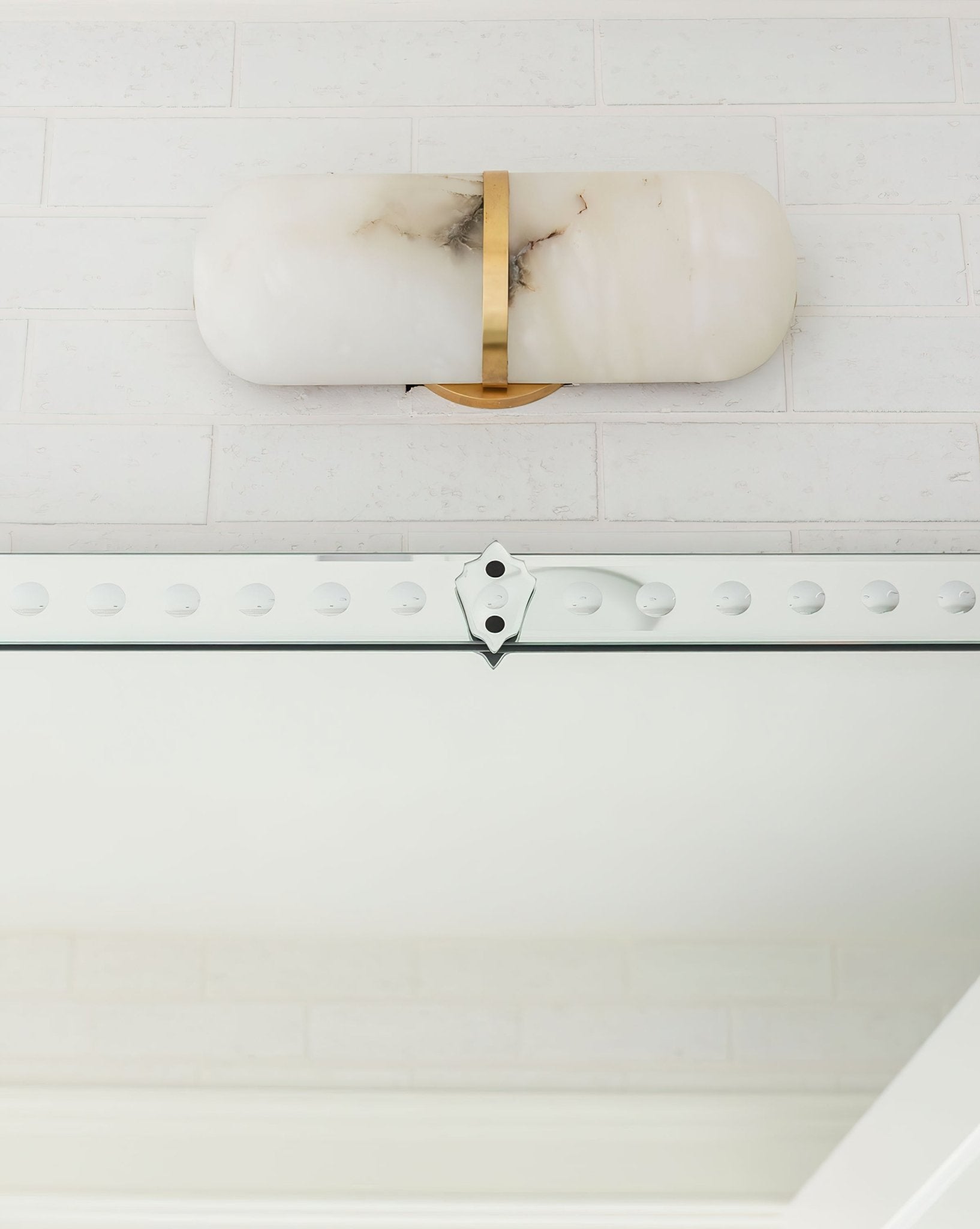 Ostruvyd Luxury Pill Alabaster Wall Lamp