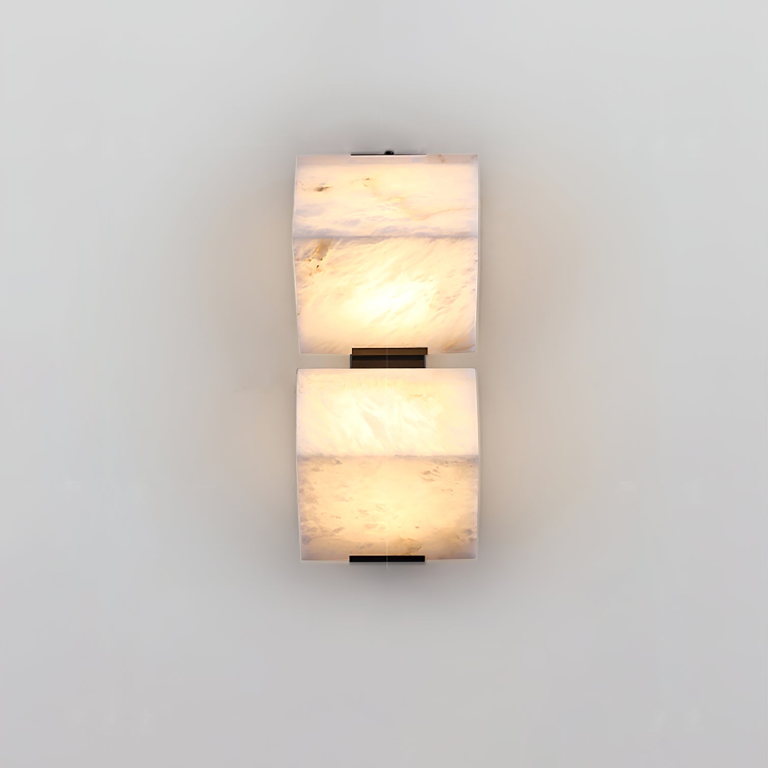 Qvistuvyn  Metal Alabaster Wall Lamp