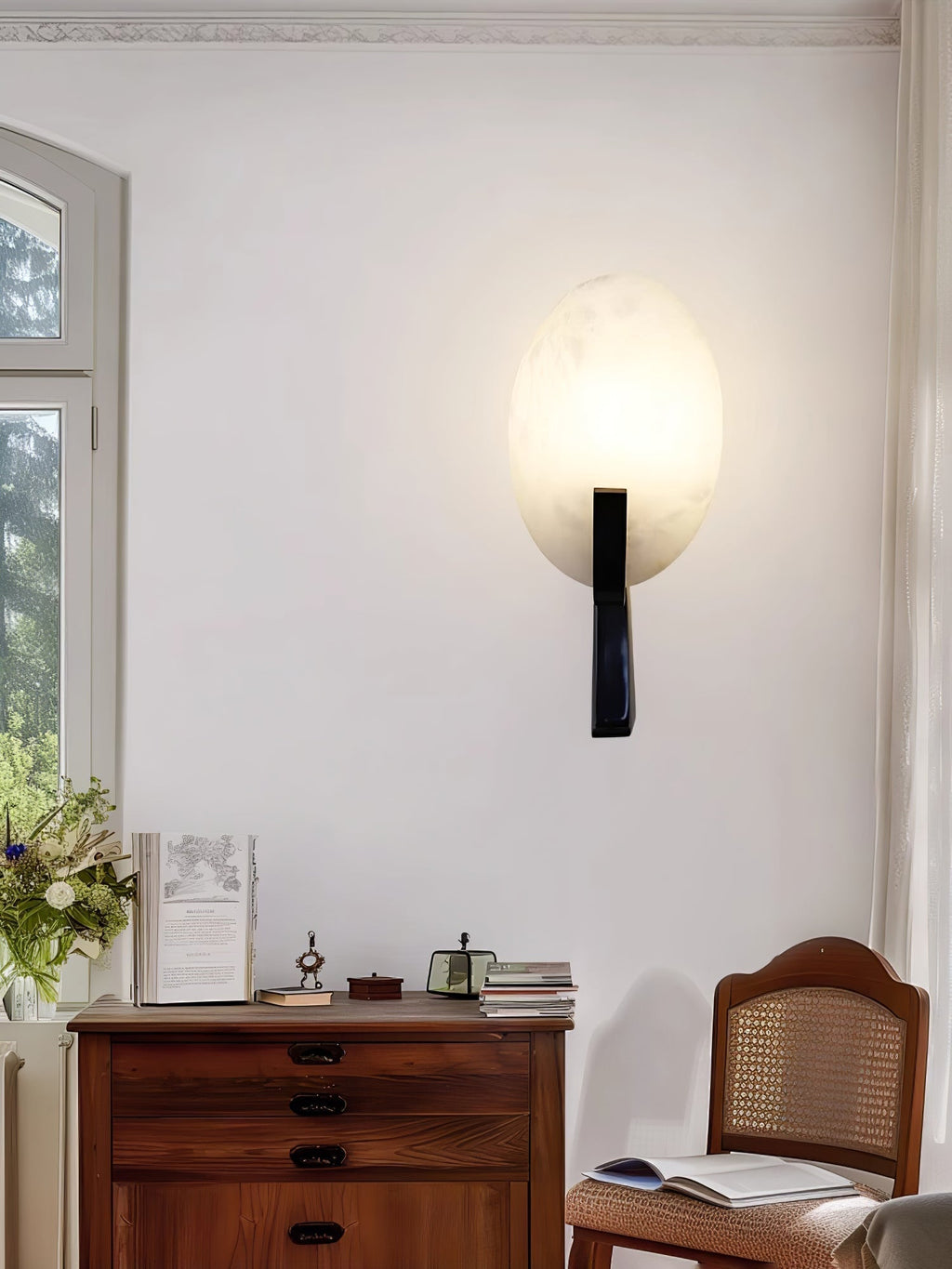 Selene Modern Alabaster Wall Lamp