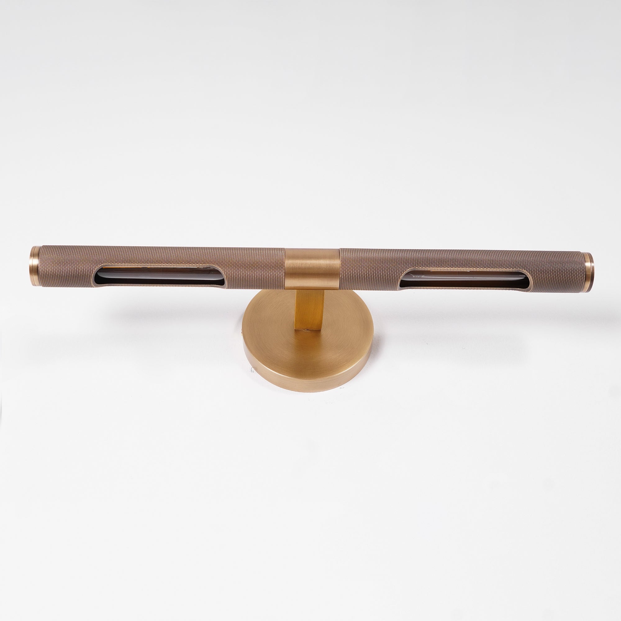 Solvain Modern Brass LED Wall Light