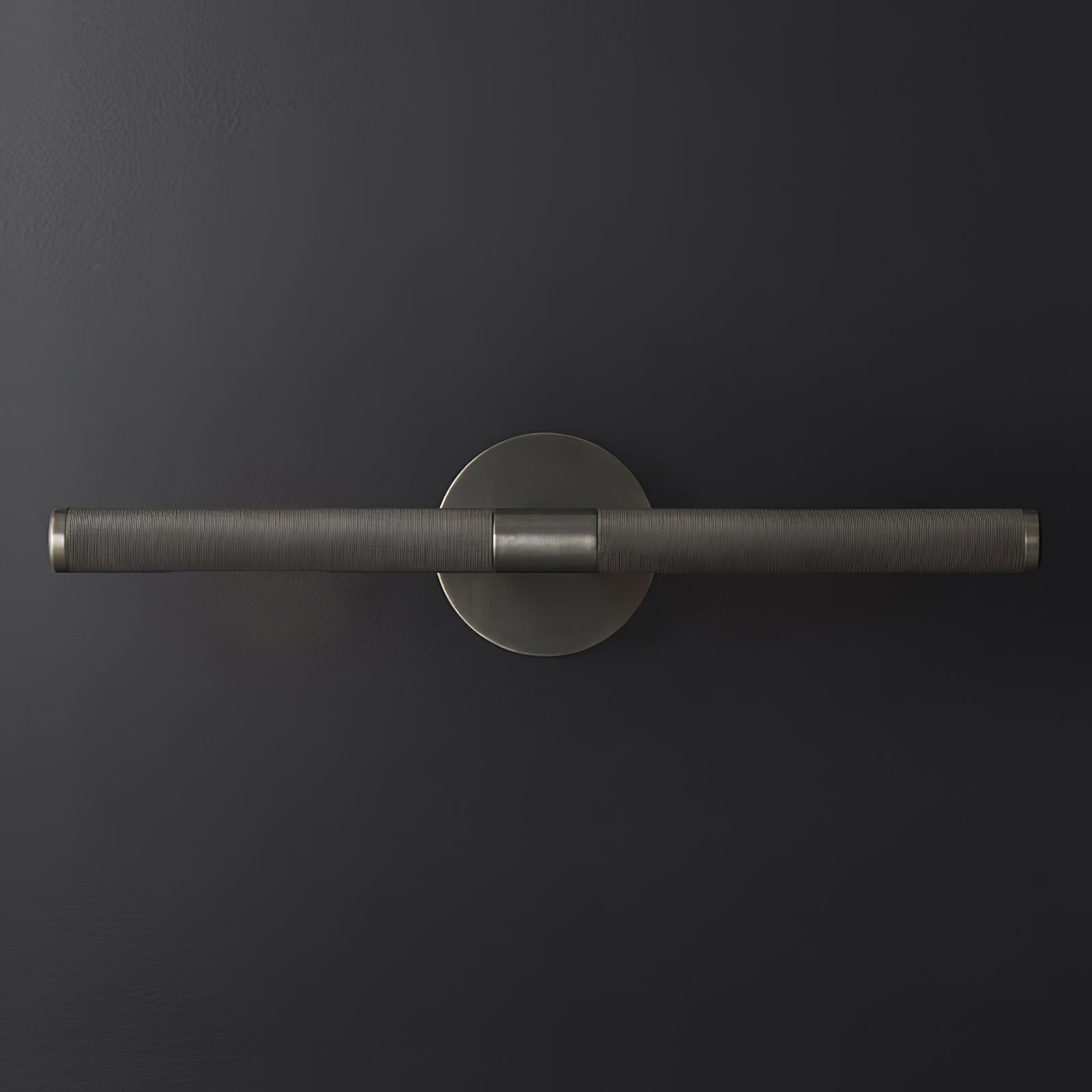 Solvain Modern Brass LED Wall Light