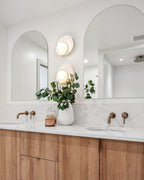 Alorarae Organic Alabaster Wall Light