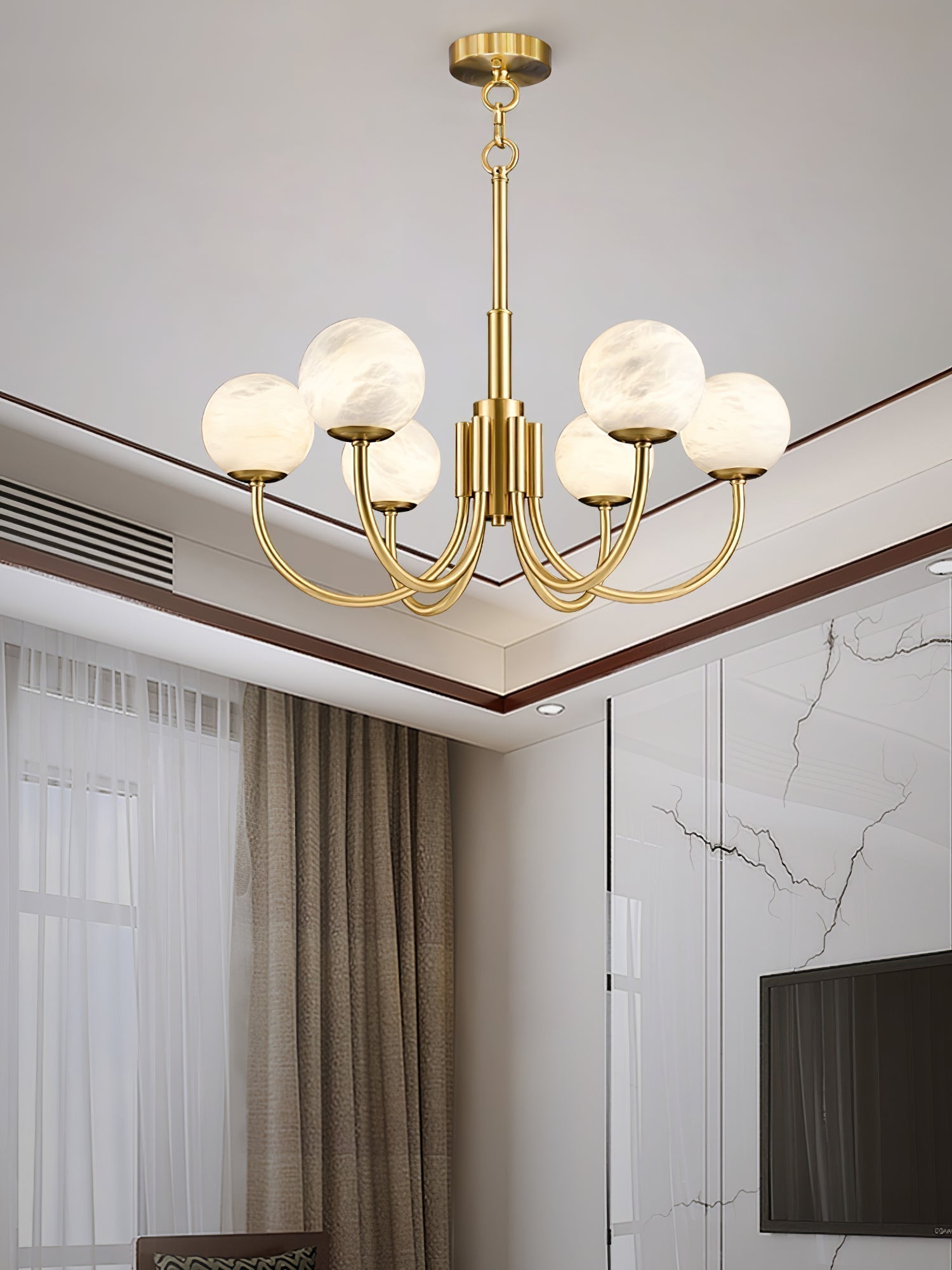 Alira Chandelier Vintage in Alabaster - Kingsley Beaumont
