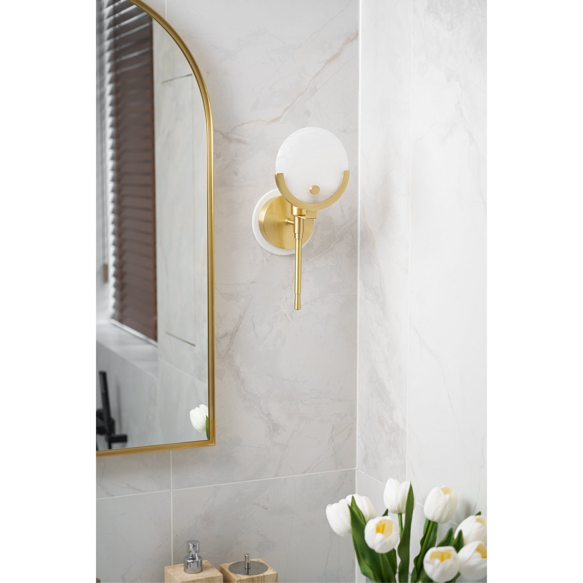 Ljomuvyo Modern Minimalist Brass Alabaster Sconce Wall Lamp