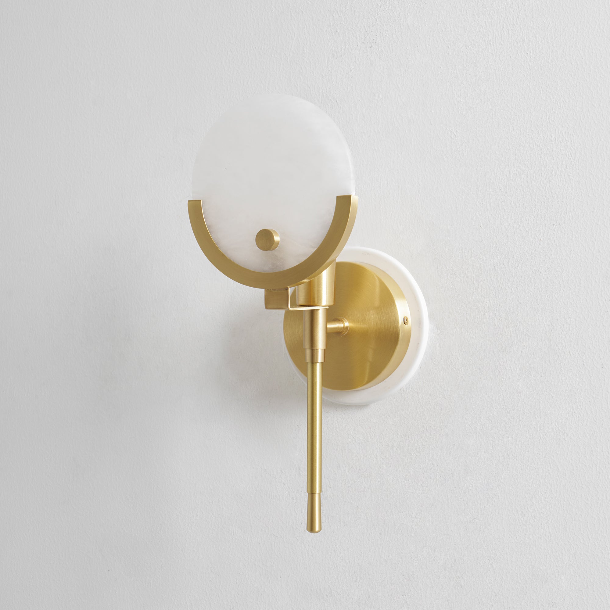 Ljomuvyo Modern Minimalist Brass Alabaster Sconce Wall Lamp