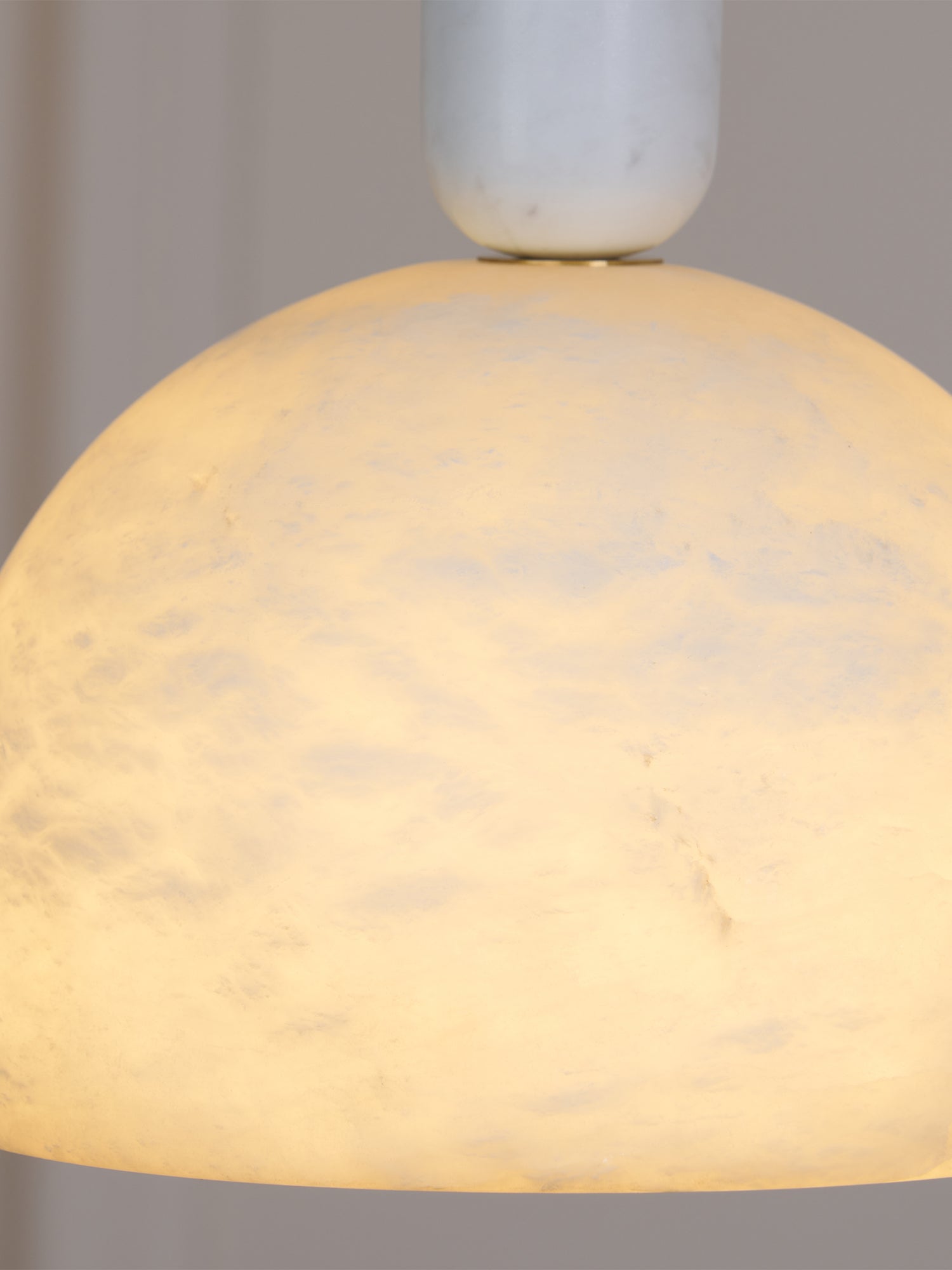 Culiror Minimalist Alabaster Pendant Light