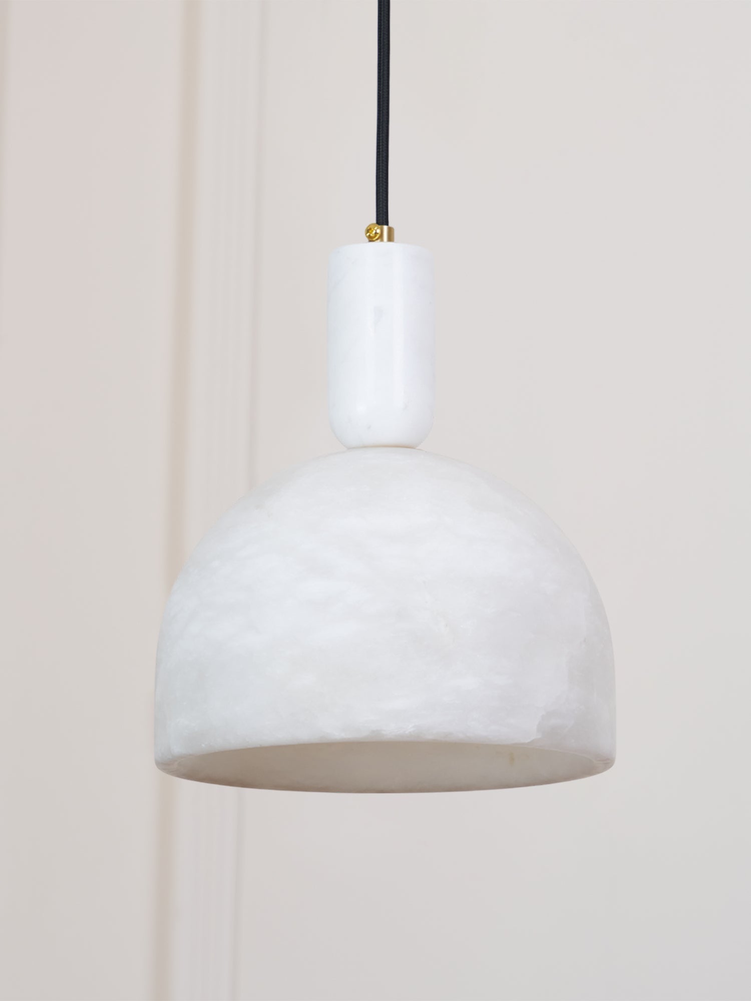 Culiror Minimalist Alabaster Pendant Light