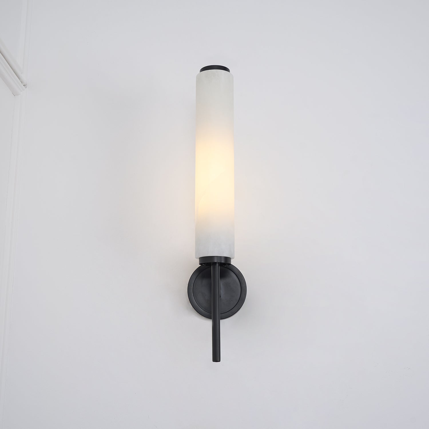 Jern Art Deco Alabaster Wall Lamp