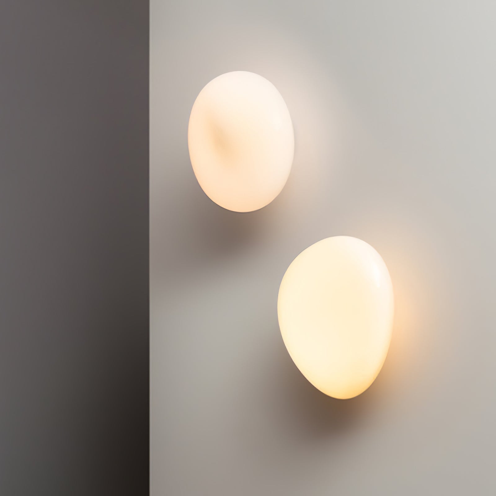 Ruvin Bubble Glass Wall Lamp