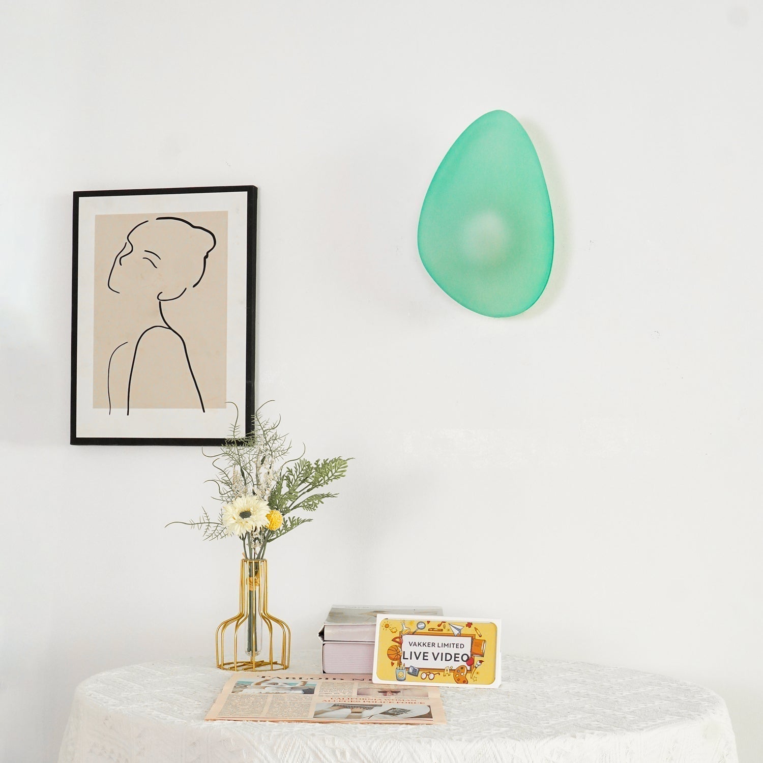 Ruvin Bubble Glass Wall Lamp