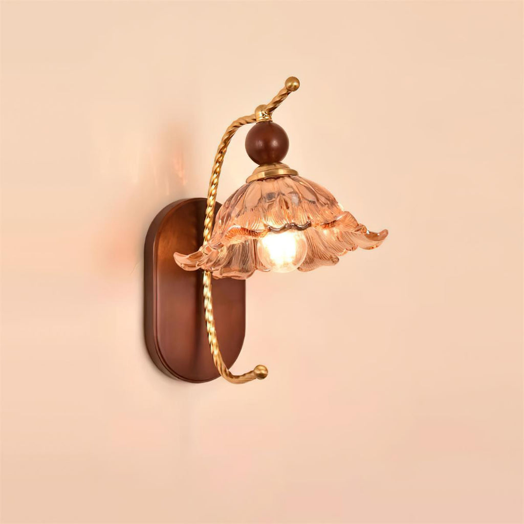 Calyx Wall Lamp