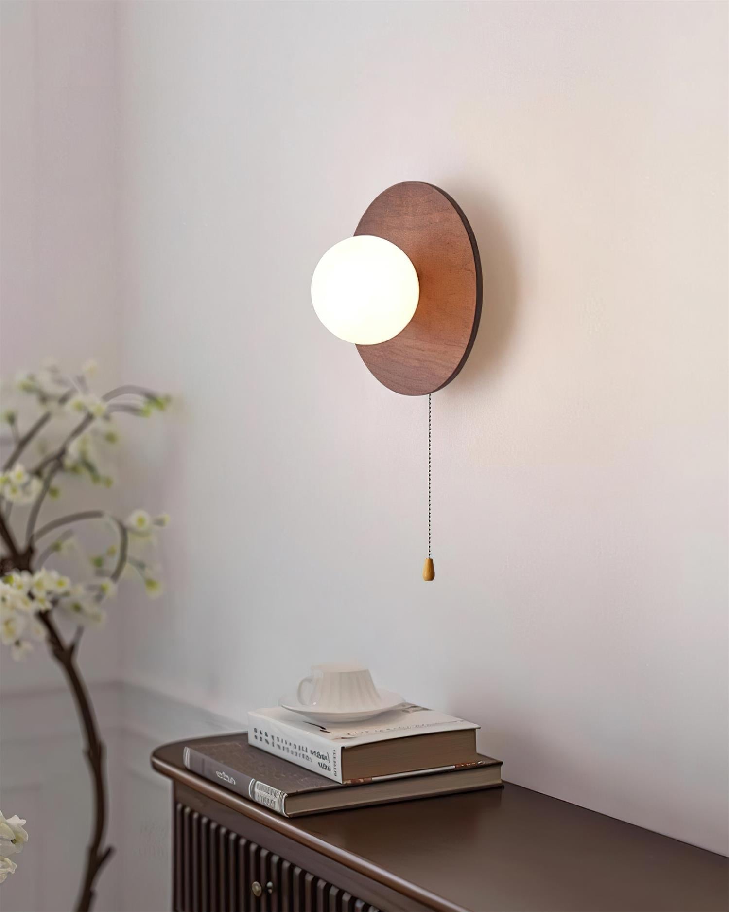 Olyne Wooden Wall Lamp